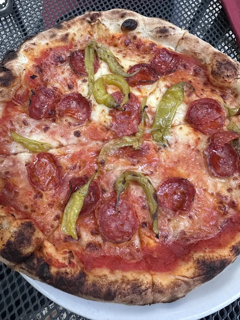 Brad Wishen_Pizzeria Restaurant Hofkeller_Bressanone_review