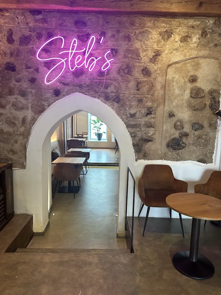 Steb's . burger & more restaurant in Bressanone