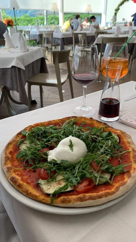 Ristorante Pizzeria Europa_Calceranica al Lago_slider_image_3