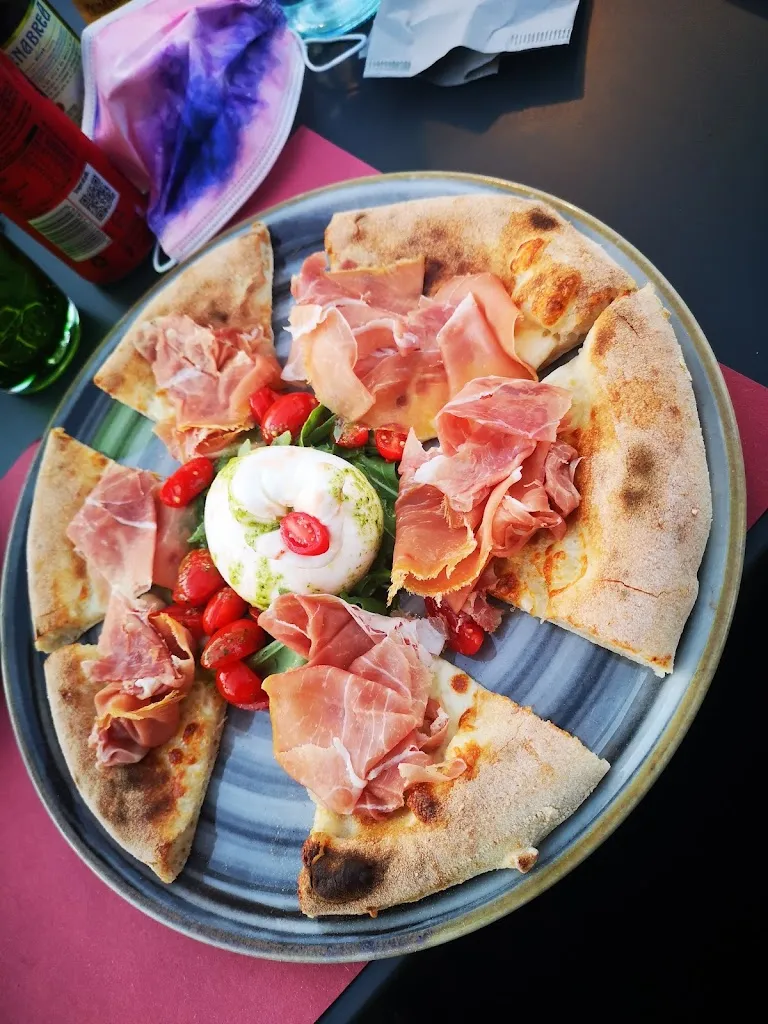 Menu_Panorama - Lievito Madre Ristorante Pizzeria Bar_Calceranica al Lago_image_8