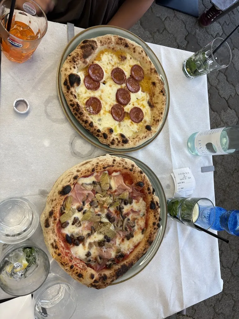 Emma Morris_Panorama - Lievito Madre Ristorante Pizzeria Bar_Calceranica al Lago_review