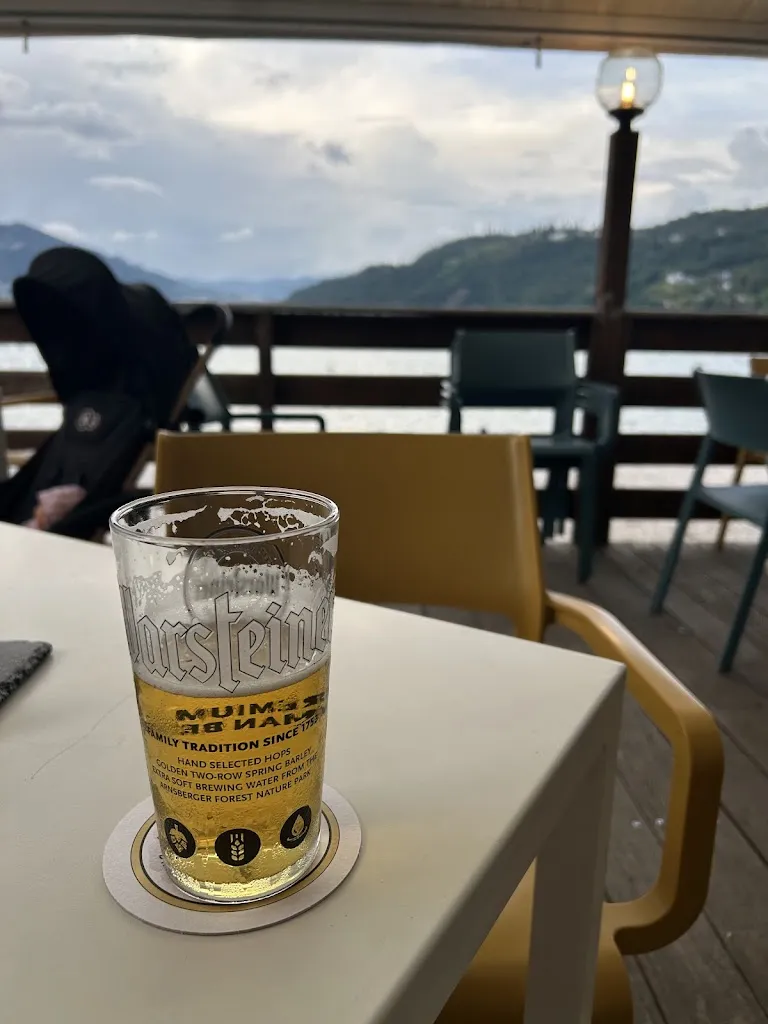 Giulia Zorzi_Bar Miralago_Calceranica al Lago_review