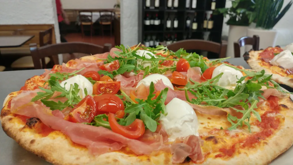 Jolly pizzeria ristorante_Calliano_slider_image_2