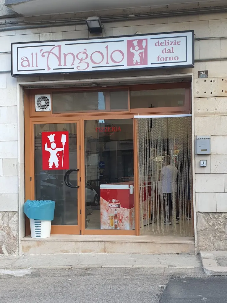 Pizzeria All’Angolo Lucera restaurant in Lucera
