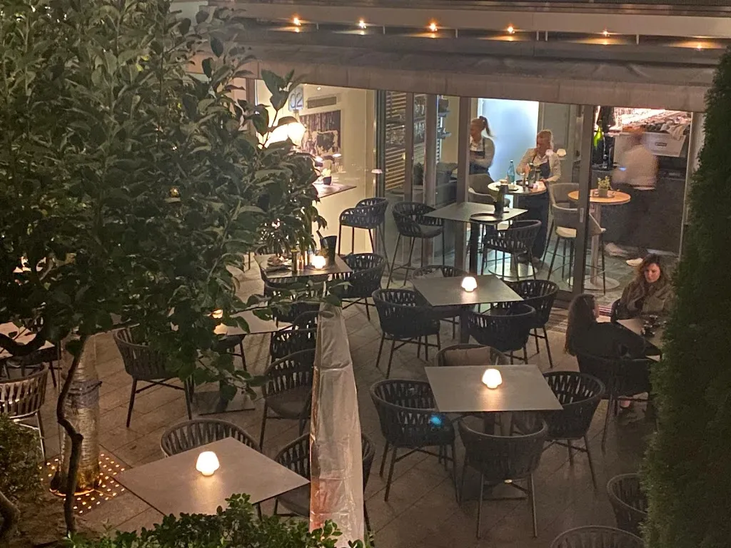 K.BERNARDI - Enotheque | Restaurant_Brunico_slider_image_3