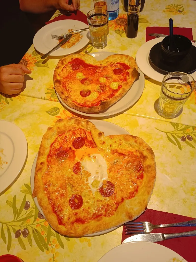 Кирил Чумаков_Luna Rossa Pizzeria Bar ristorante_Brunico_review