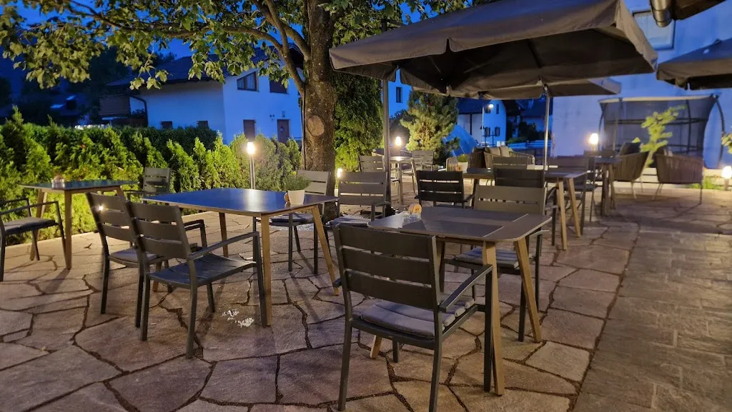 Ristorante Pizzeria - Platzl restaurant in Brunico