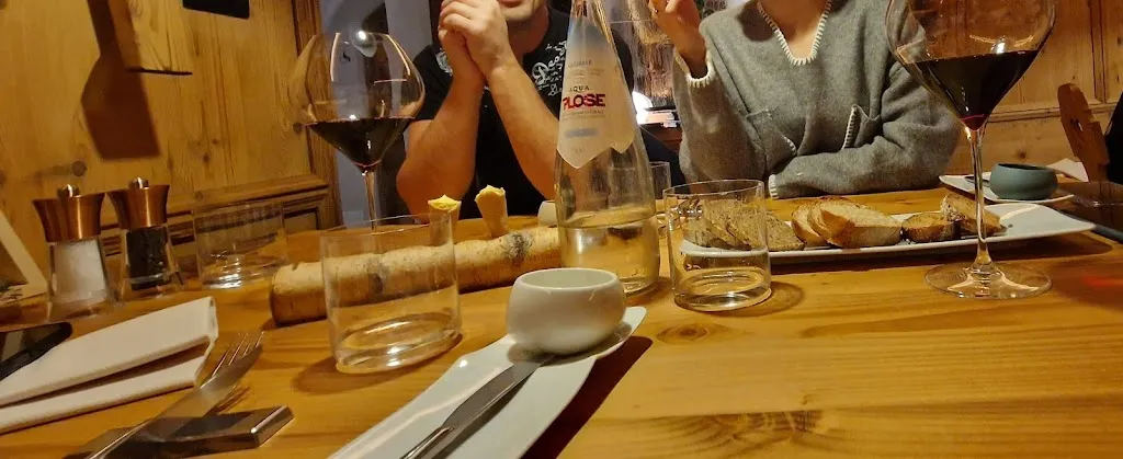 yana georgieva_Restaurant RISCHON_Brunico_review