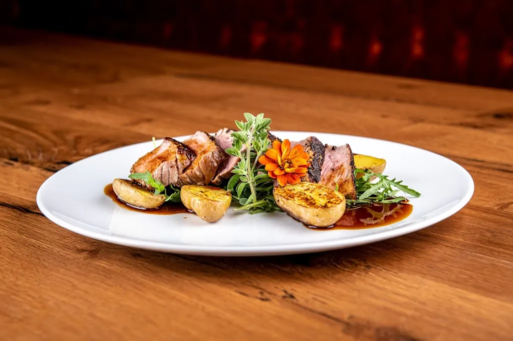 Restaurant RISCHON_Brunico_slider_image_3