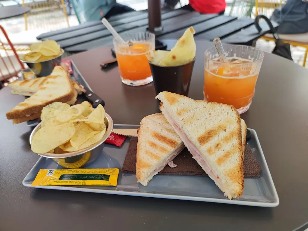 Menu_Komot Aperobistro_Brunico_image_2