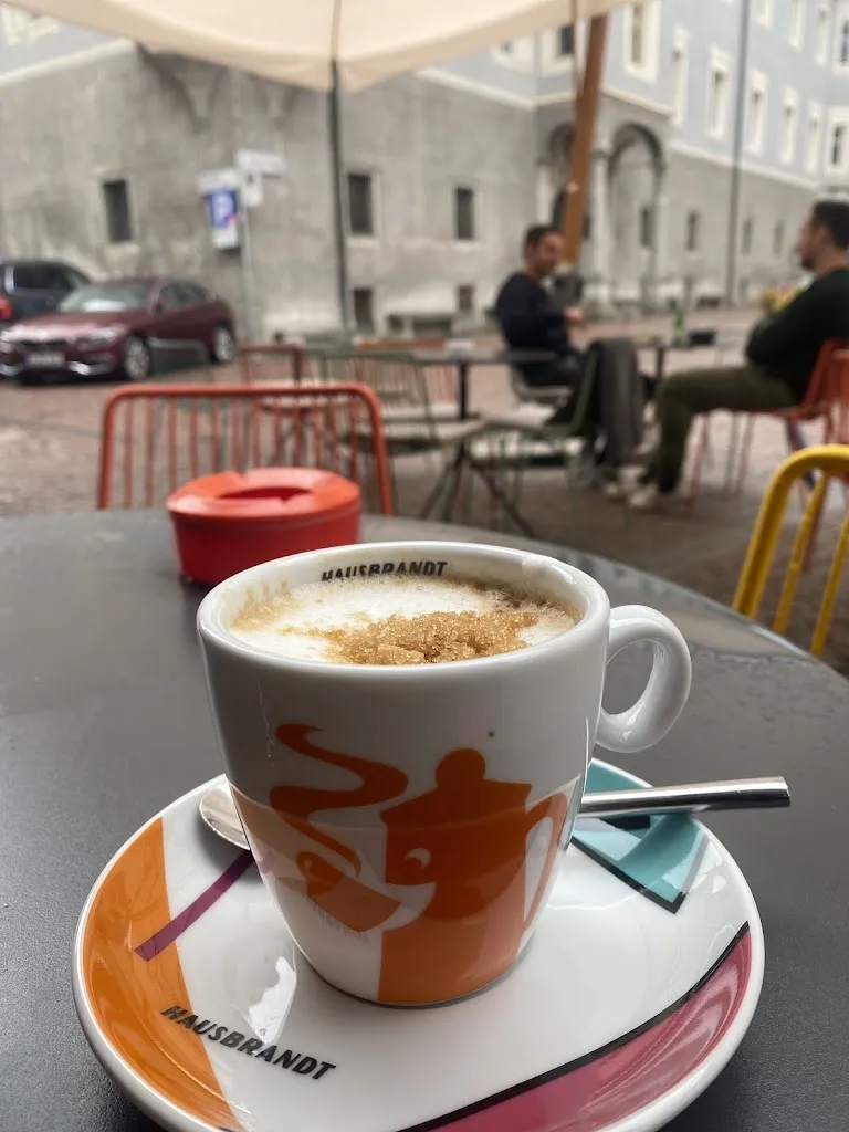 Eman AlSadun_Komot Aperobistro_Brunico_review