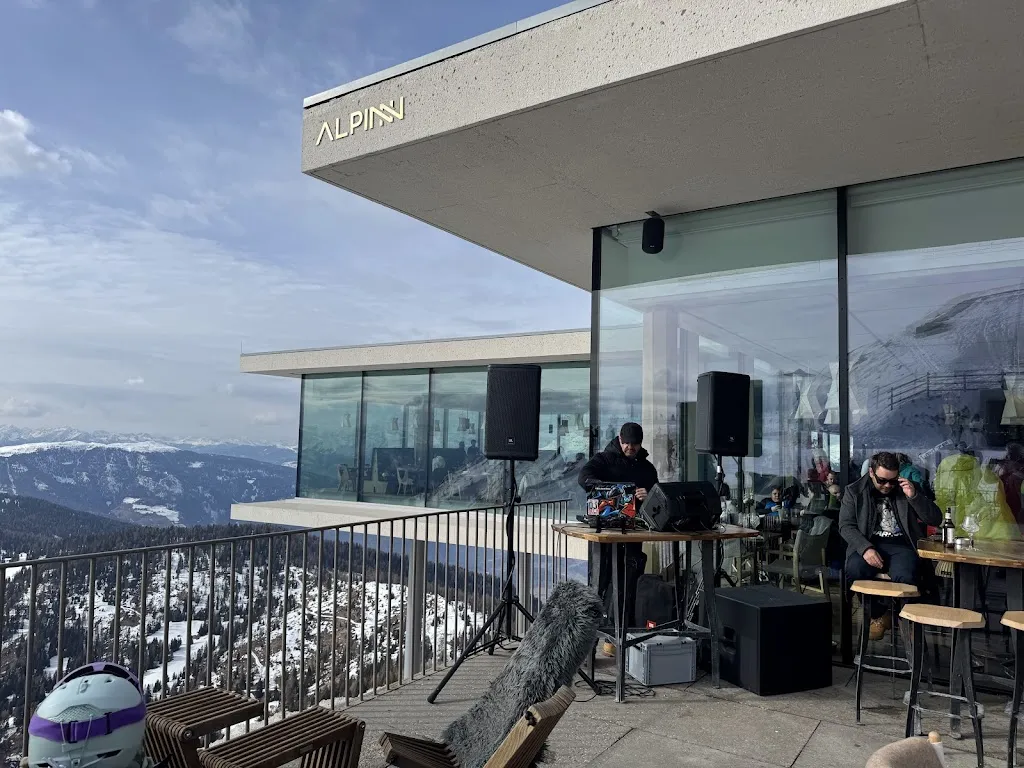 Nikolai Lyngø_AlpiNN by Norbert Niederkofler_Brunico_review