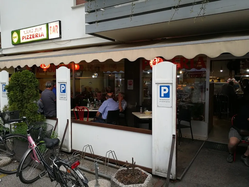 Lang Jun restaurant in Brunico