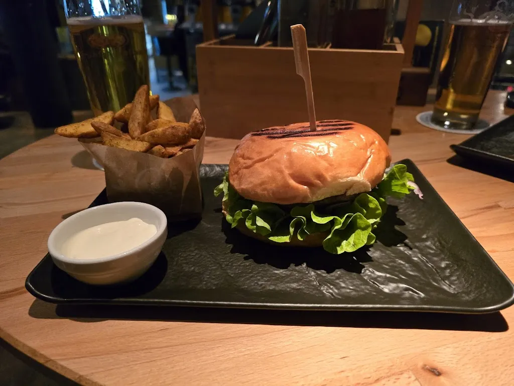 Martin_Sport's Arena_Brunico_review