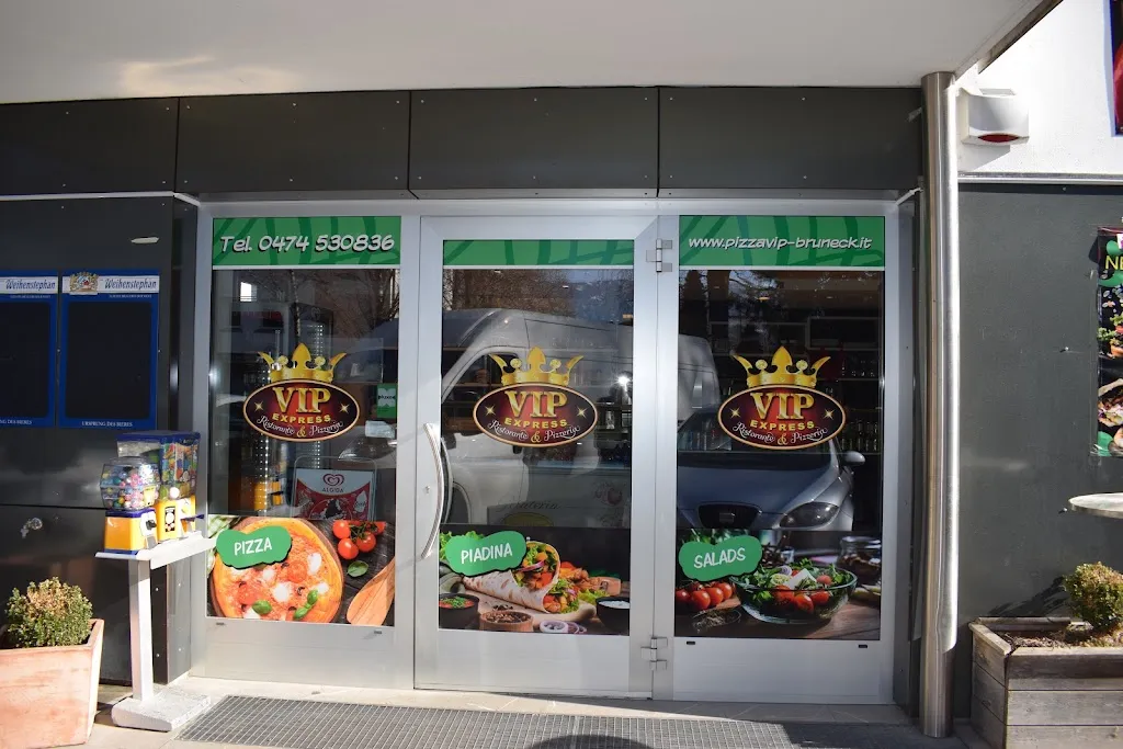 Vip Express Restaurant Pizzeria Bruneck_Brunico_slider_image_1