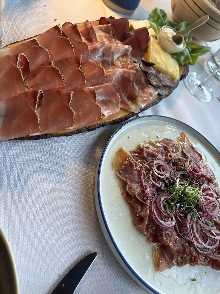 Tamara Pevec_Lerchner's in Runggen_Brunico_review