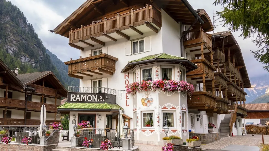 Hotel Ramon restaurant in Campitello di Fassa
