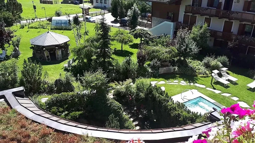 Hotel Gran Paradis_Campitello di Fassa_slider_image_2