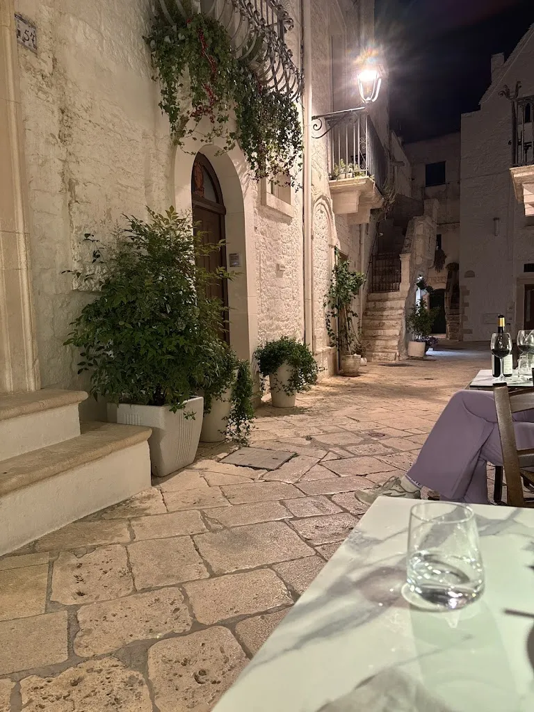 Ina Yordanova_Ai Tre Santi_Locorotondo_review