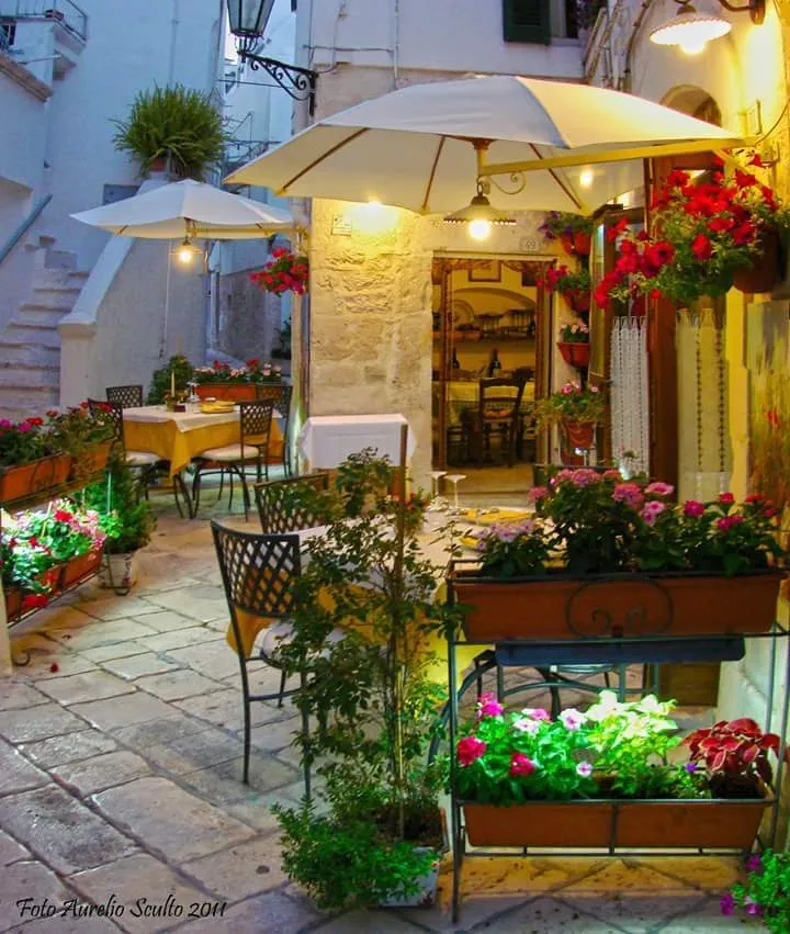 Ai Tre Santi_Locorotondo_slider_image_1