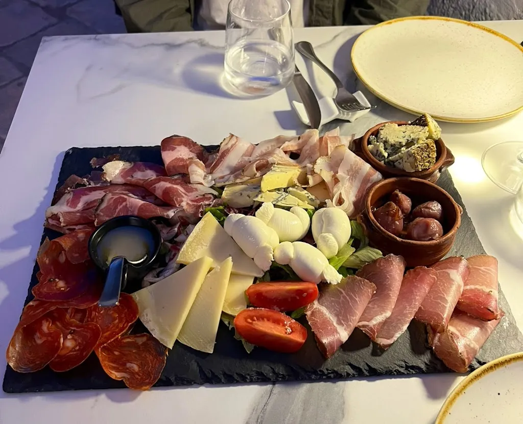 Ai Tre Santi_Locorotondo_slider_image_2