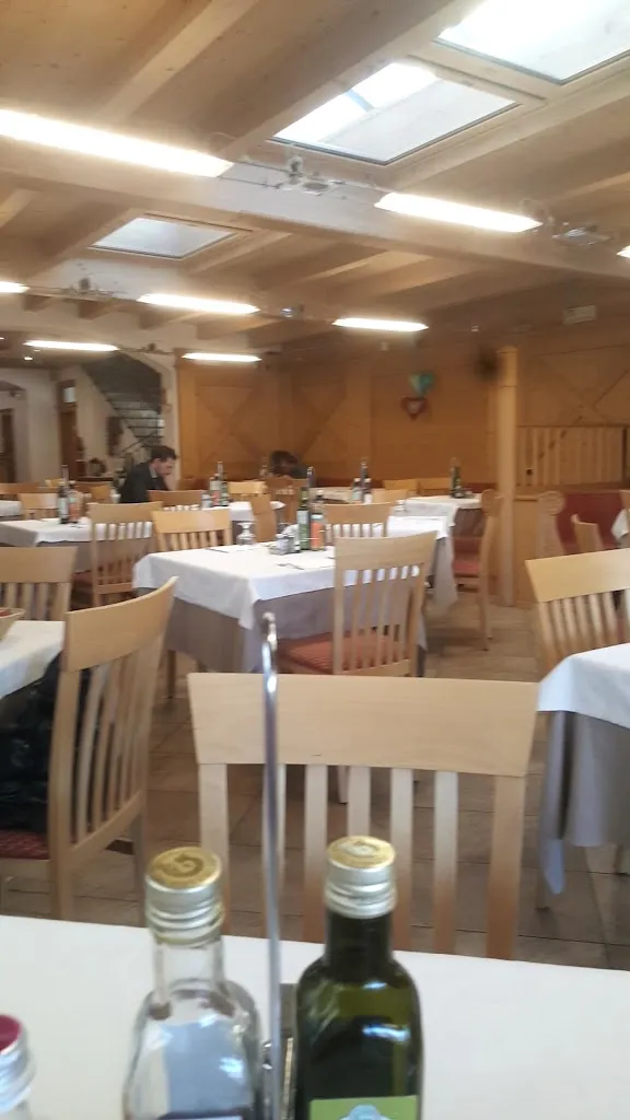 Bar Ristorante Pizzeria Castel Corona restaurant in Campodenno