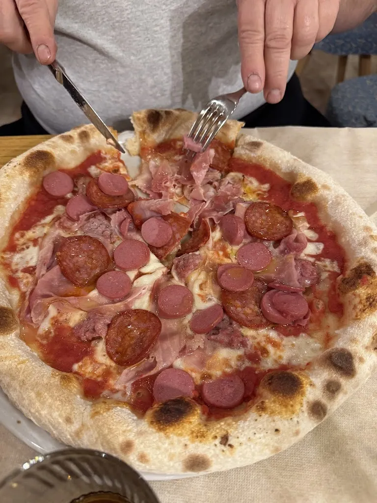 alessia gatti_Hotel | Ristorante Pizzeria 