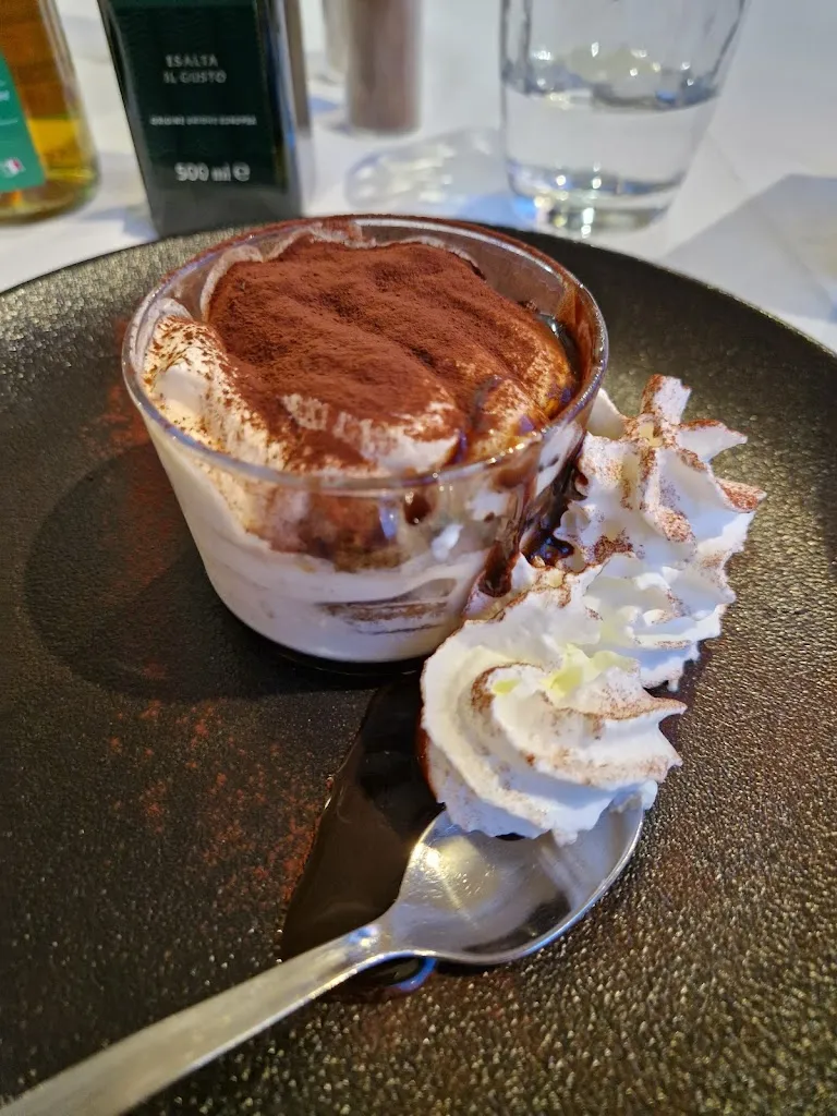 Zuzana Bocanski_Ristorante Pizzeria Centrale_Campodenno_review