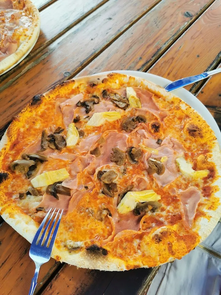 Menu_V MOTOR Bar & Grill_Campo di Trens_image_9