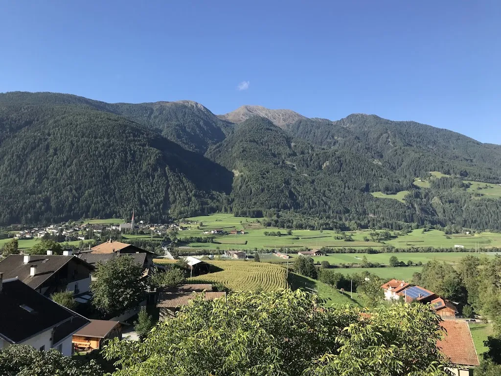 Lesley Donoghue_Historic Guesthouse BIRCHER B&B Apartments_Campo di Trens_review