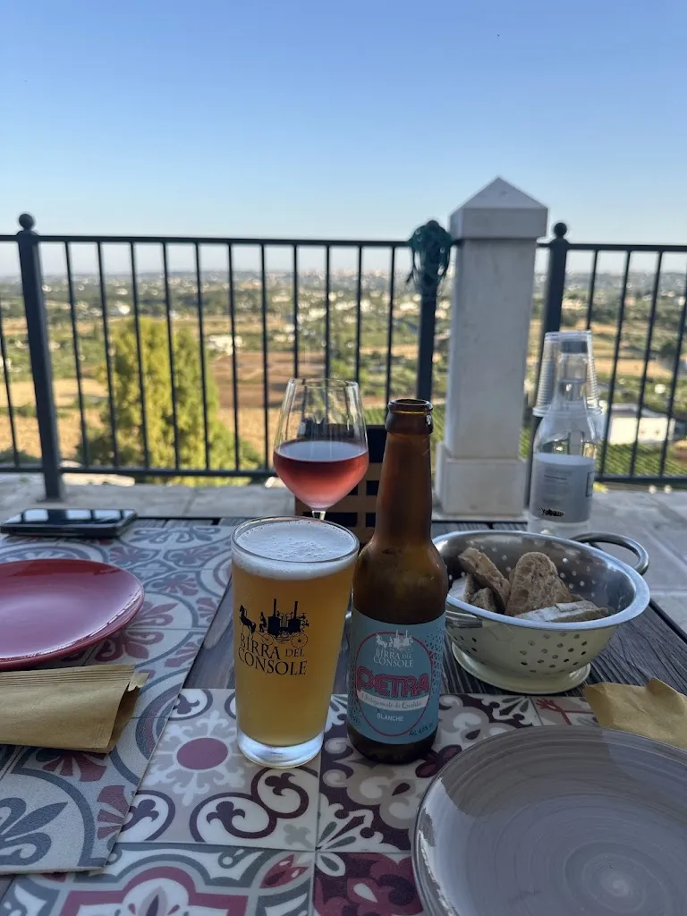 Adam Nelson_Controra_Locorotondo_review