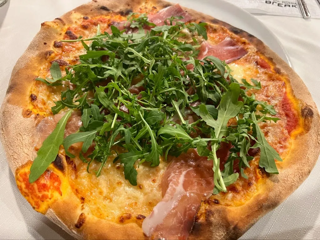 Arrvin Raj_Restaurant Pizzeria Tie Break_Campo di Trens_review