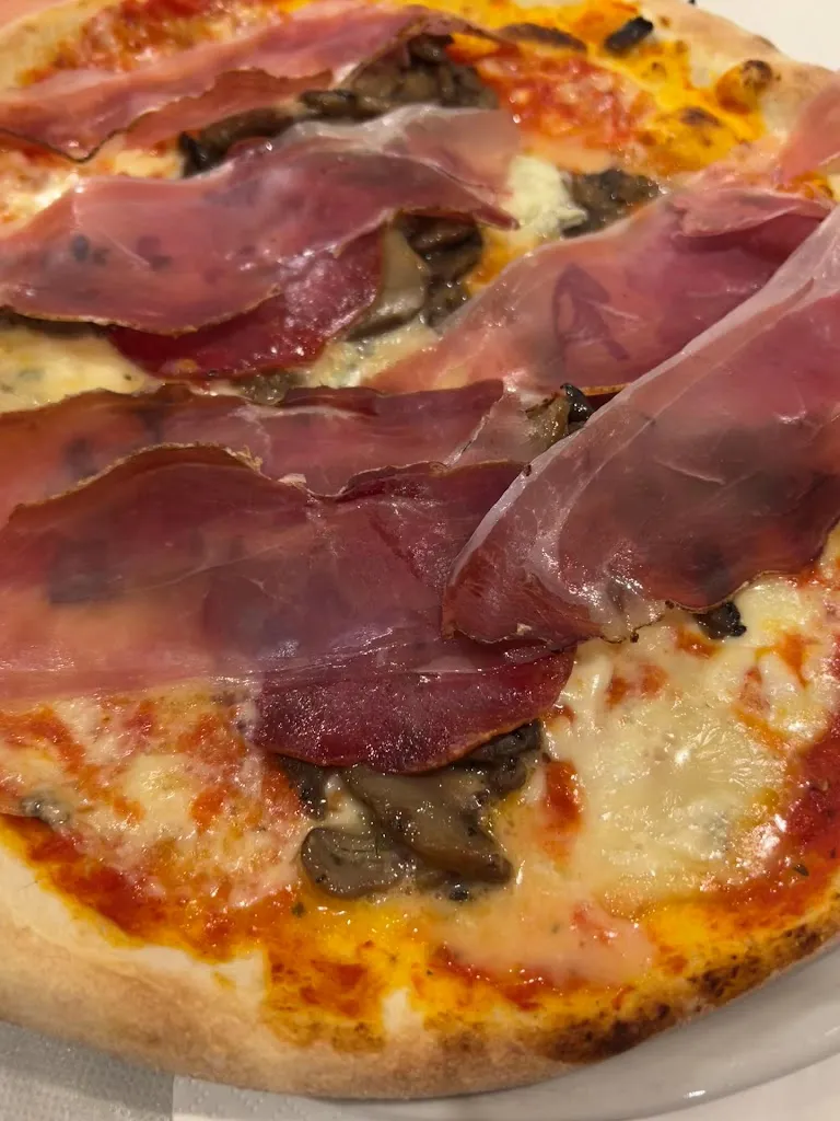 Restaurant Pizzeria Tie Break_Campo di Trens_slider_image_2