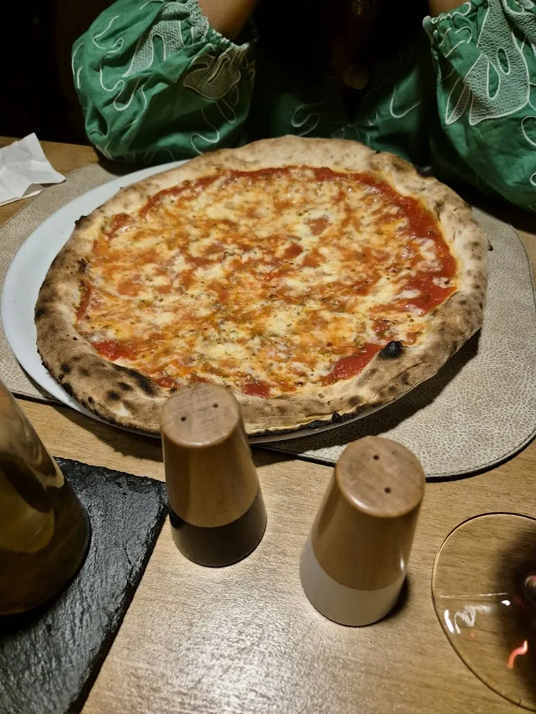 Sanka Illangakoon_Bellavita_Campo di Trens_review