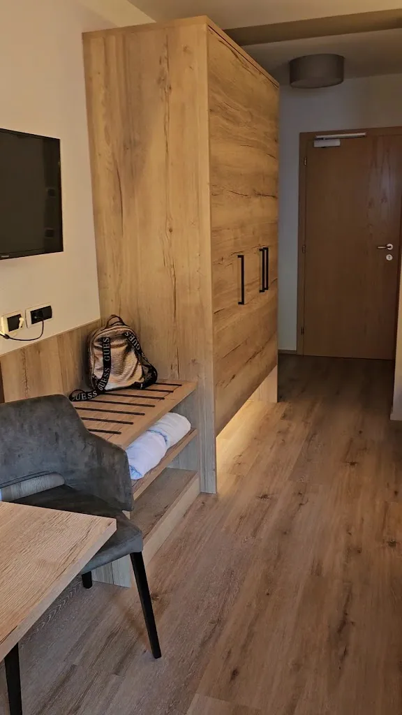 Hotel - Restaurant - Pizzeria Thuinerwaldele_Campo di Trens_slider_image_2