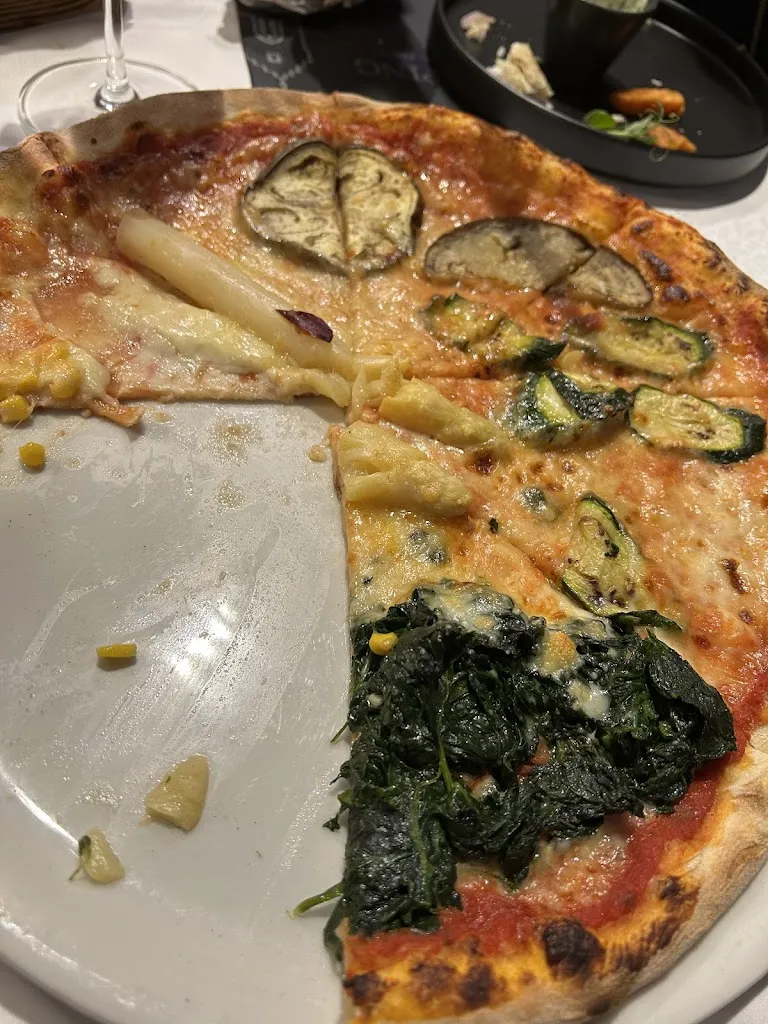 Kush Pathak_Restaurant Pizzeria Kolping_Campo di Trens_review