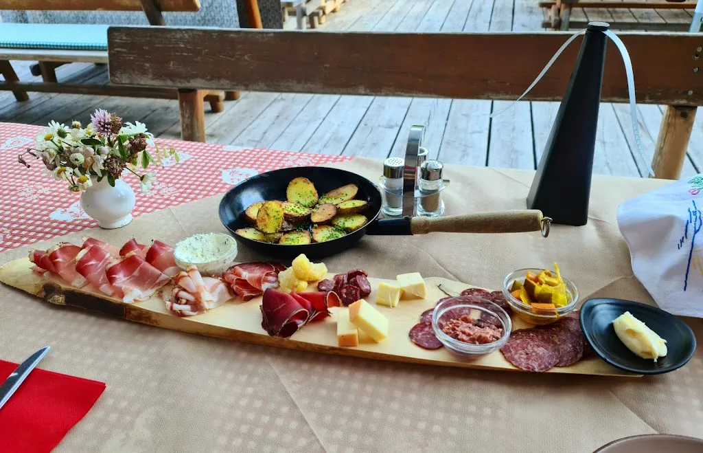 Ungererhofschenke_Campo di Trens_slider_image_2