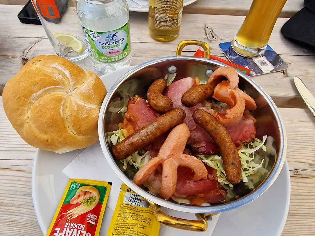 Bergrestaurant Roßstodl_Campo di Trens_slider_image_3