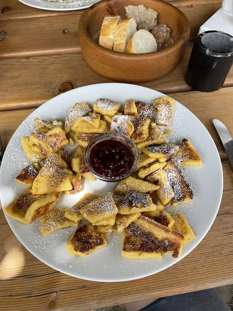 Diethmar Jung_Albergo Dosso_Campo di Trens_review