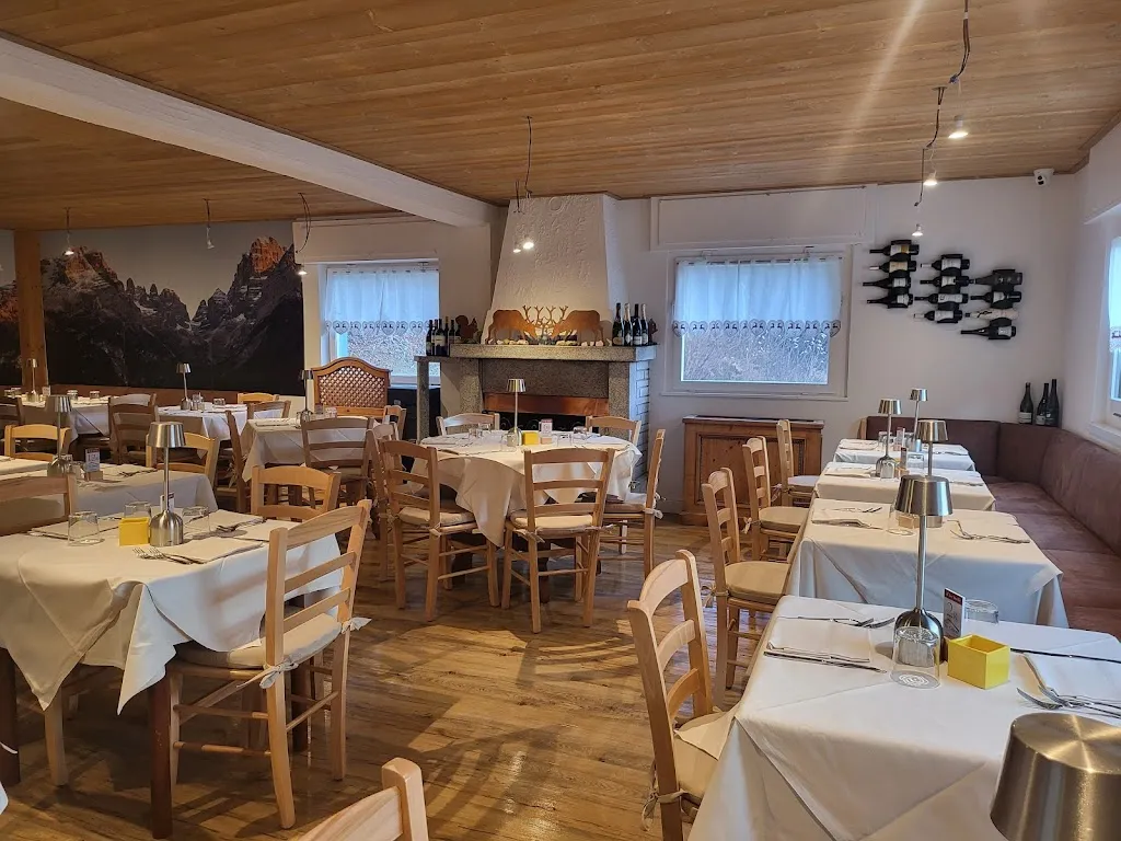 Chalet Val Genova - Tipica Osteria Trentina_Carisolo_slider_image_1