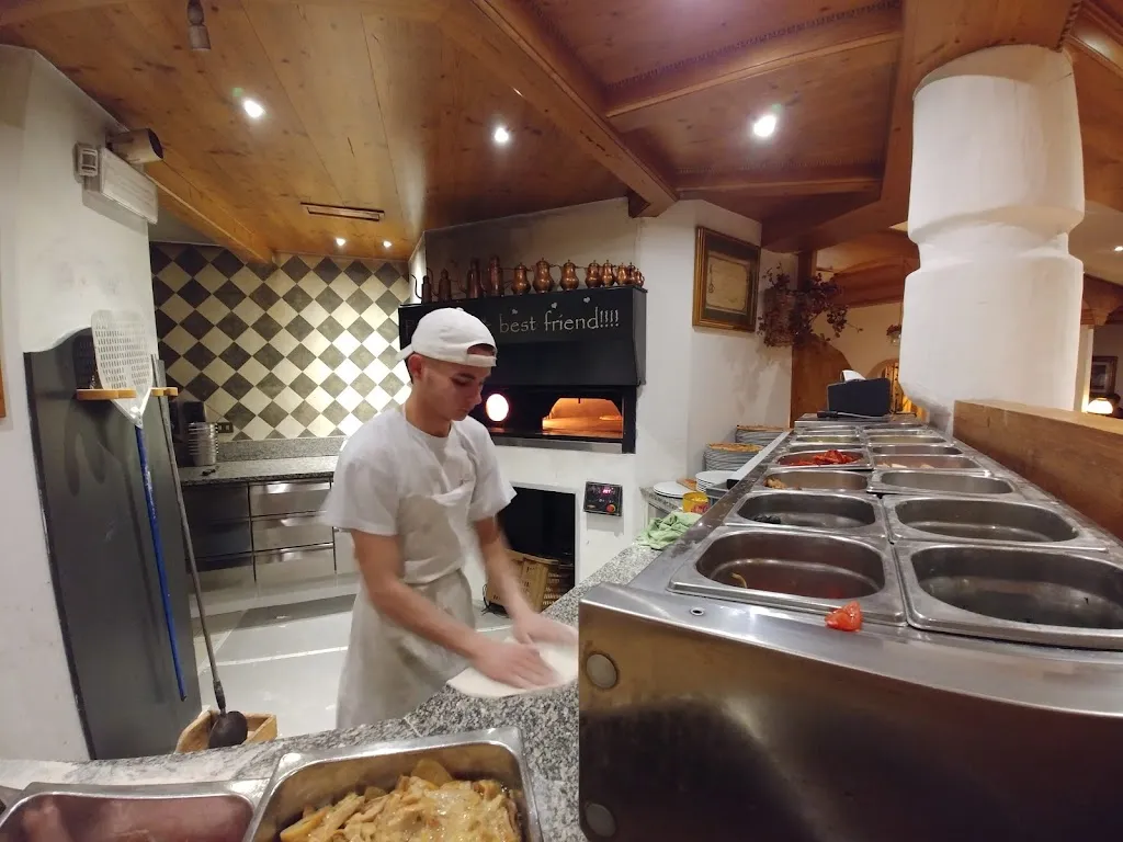 Piotr Plys_Ristorante Pizzeria - All' Antica Segheria_Carisolo_Bewertung