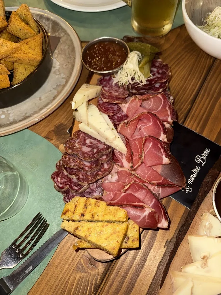 Ristorante Pizzeria - All' Antica Segheria_Carisolo_slider_image_3