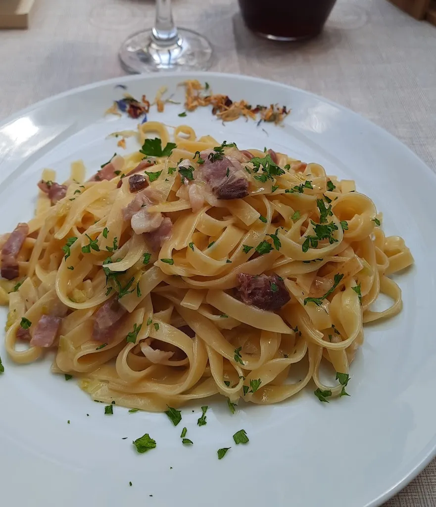 Stefano L._Pizzeria Passo Gobbera 17 Ernestina gobber_Canal San Bovo_review