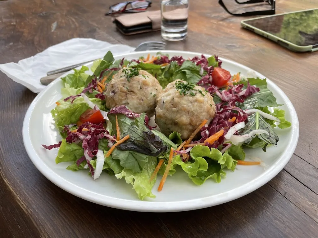 Daniela N_Angerguterkeller - Hofschank_Castelbello_review