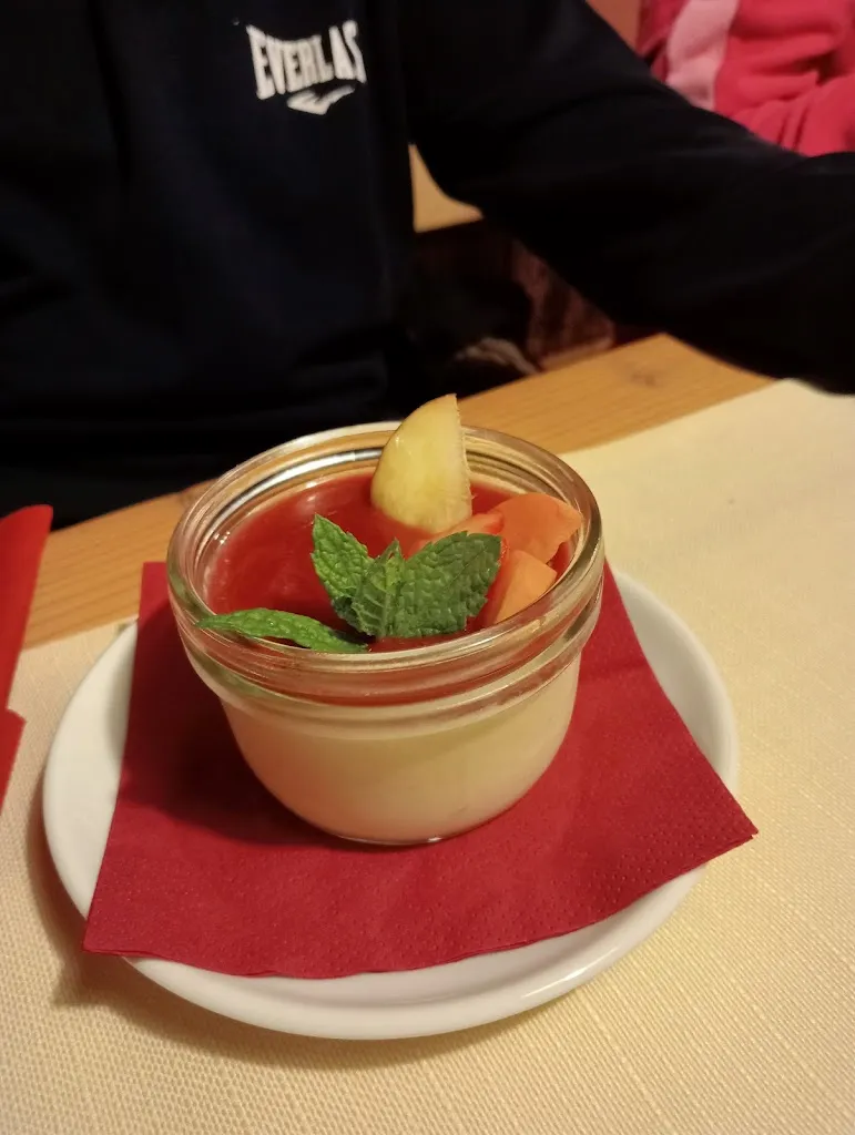 Simone Gibertoni_Hofschank und Appartments Schüsslerhof_Campo Tures_review