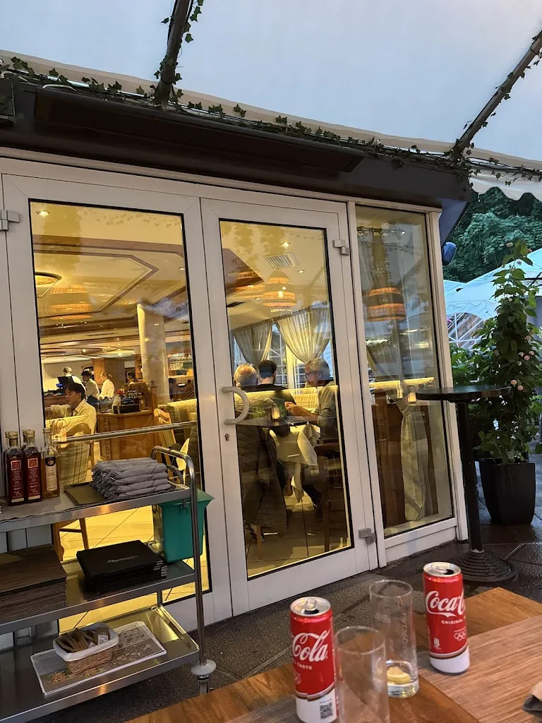 ATYEH ALZHRANI_Pizzeria Restaurant Rosmarin_Campo Tures_review