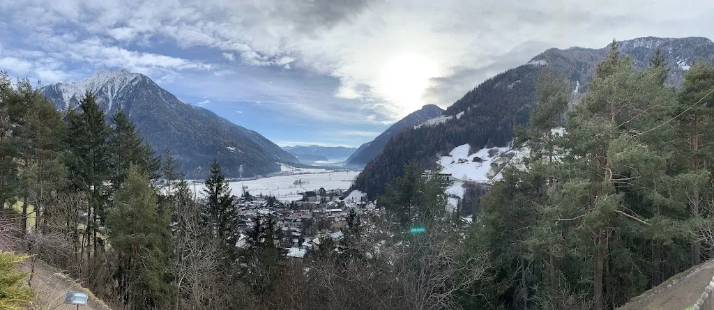 Rebecca H_Burgcafe_Campo Tures_recensione