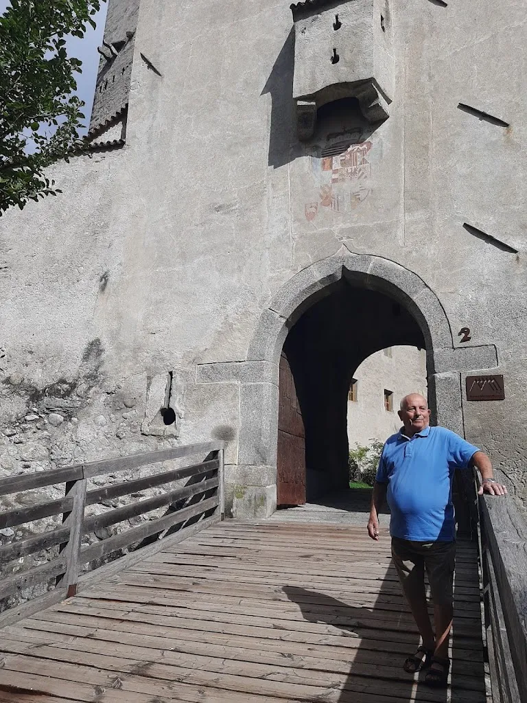 Lorenzo RIZZO_Burgcafe_Campo Tures_recensione