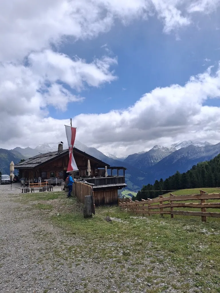 Trejer Alm_Campo Tures_slider_image_3