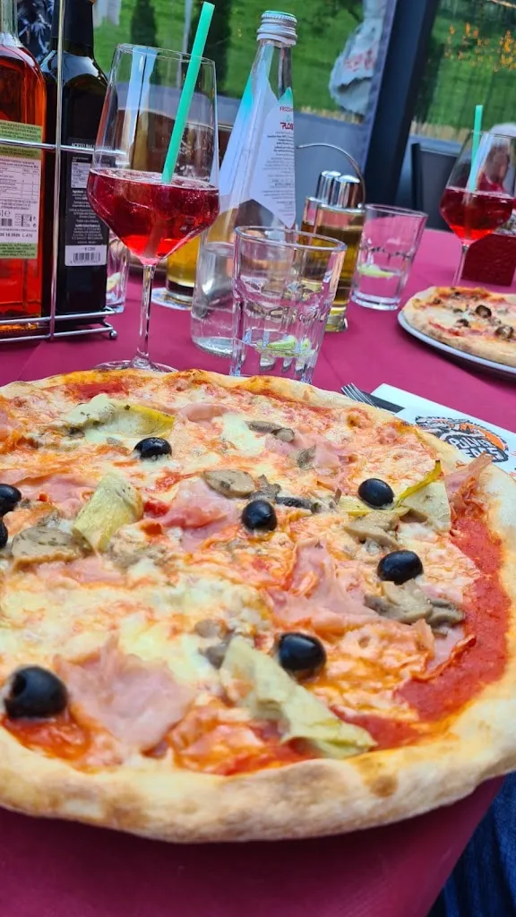Kristina_Pulverfass Apres Ski Pizzeria_Campo Tures_review